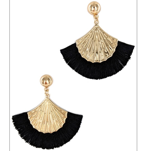 Brand New Chic Black & Gold Fringe Shell Earrings - Picture 3 of 3